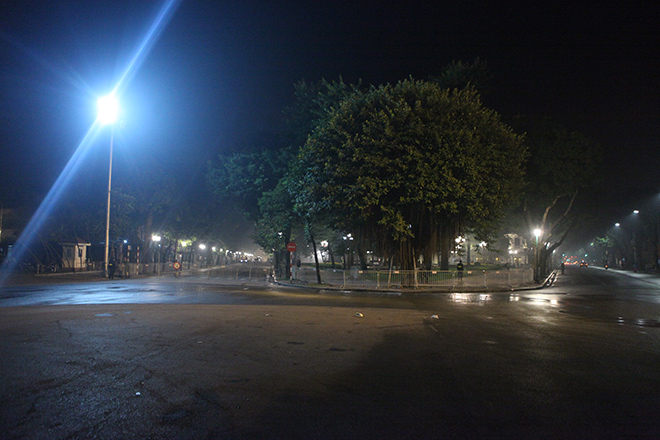 Trắng đêm bảo vệ Tổng thống Mỹ Donald Trump ở Hà Nội